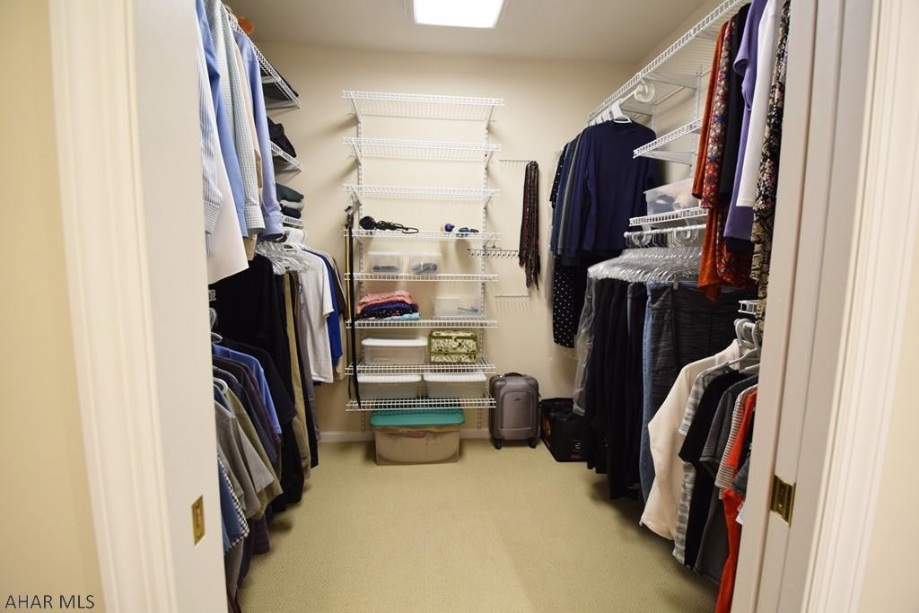 Fox Hollow - Residential