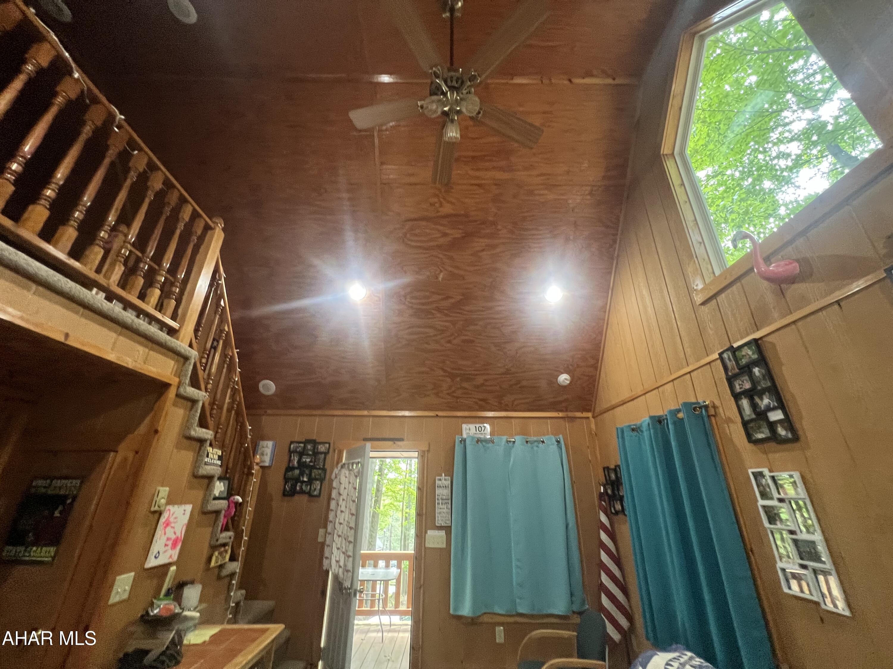 Glendale Yearound - Residential