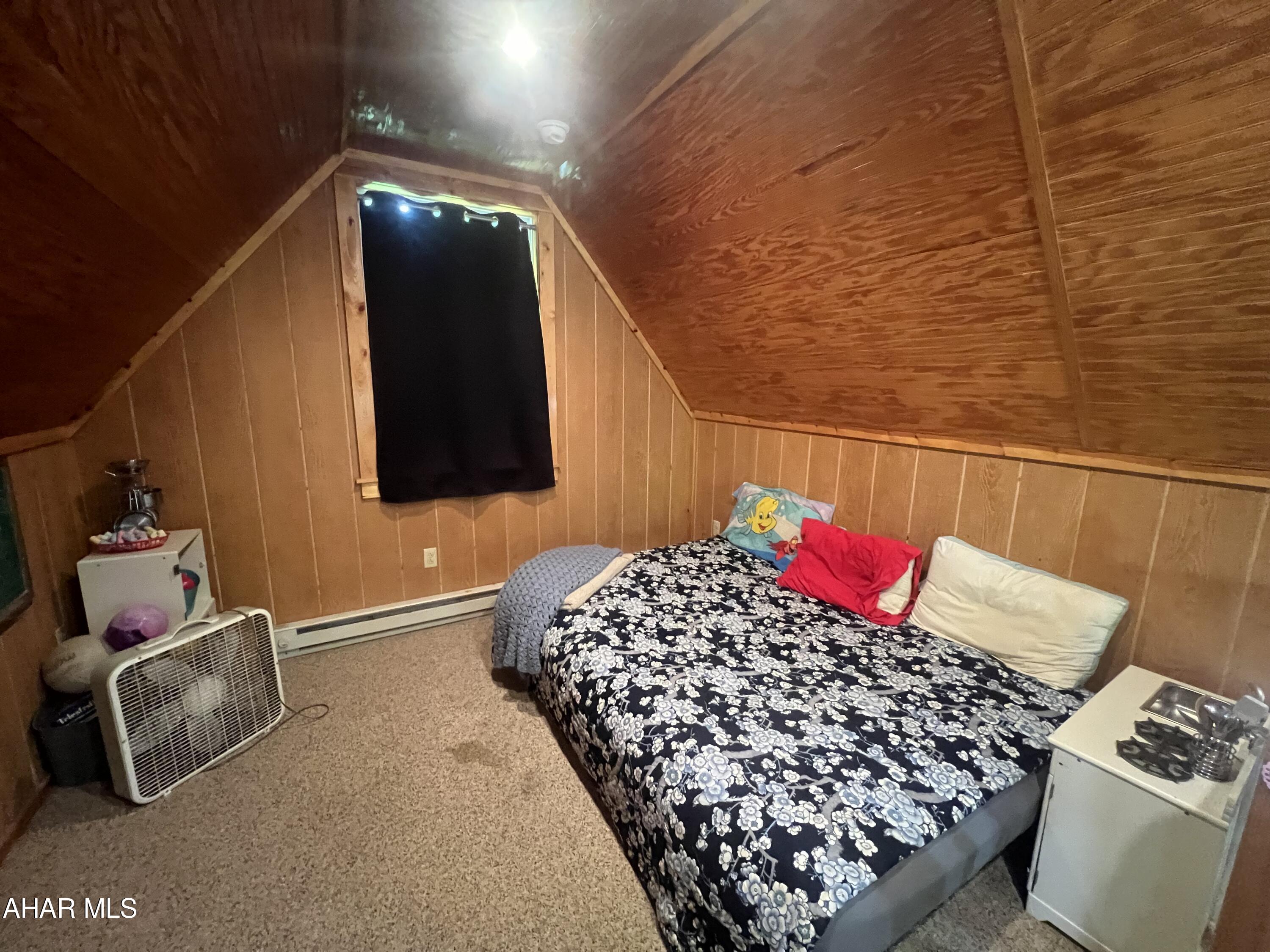 Glendale Yearound - Residential