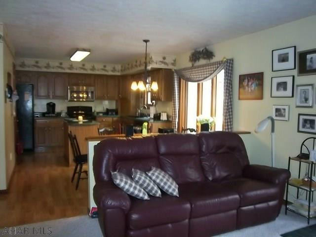 Holliday Heights - Residential