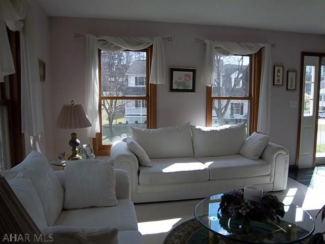 Holliday Heights - Residential