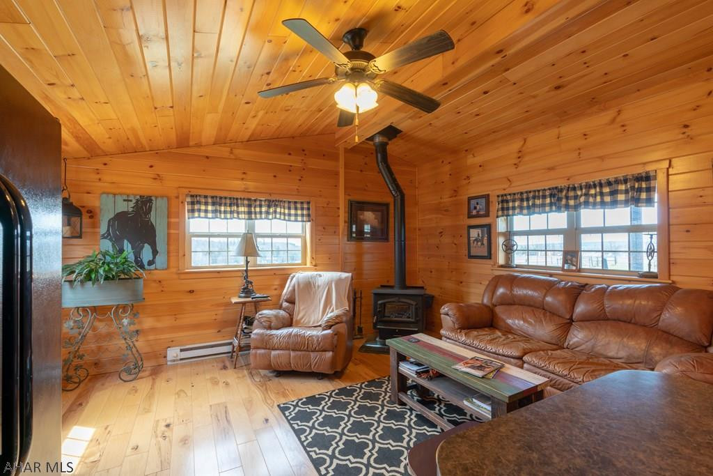 Unknown - Residential Lease