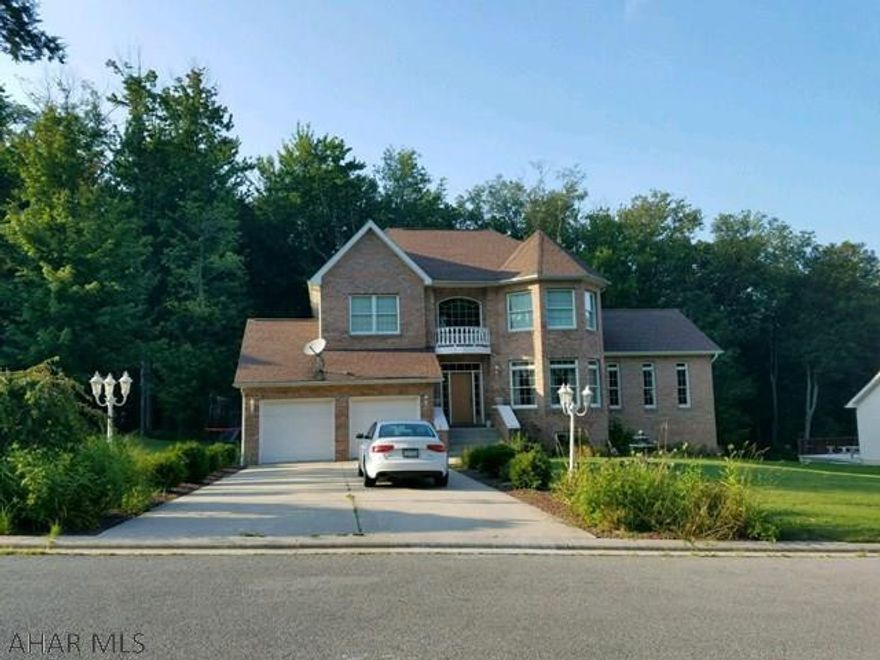 An open house is scheduled for Sunday, Nov. 26th, from 1-3 p.m.  Please stop by.  This beautiful, brick Victorian in Crestwood Estates has 3 bedrooms, 4 bathrooms, a family room, an office, and a bonus room. Features include:  cathedral ceilings, a decorative balcony, a back deck, central air, a jetted tub, and more.