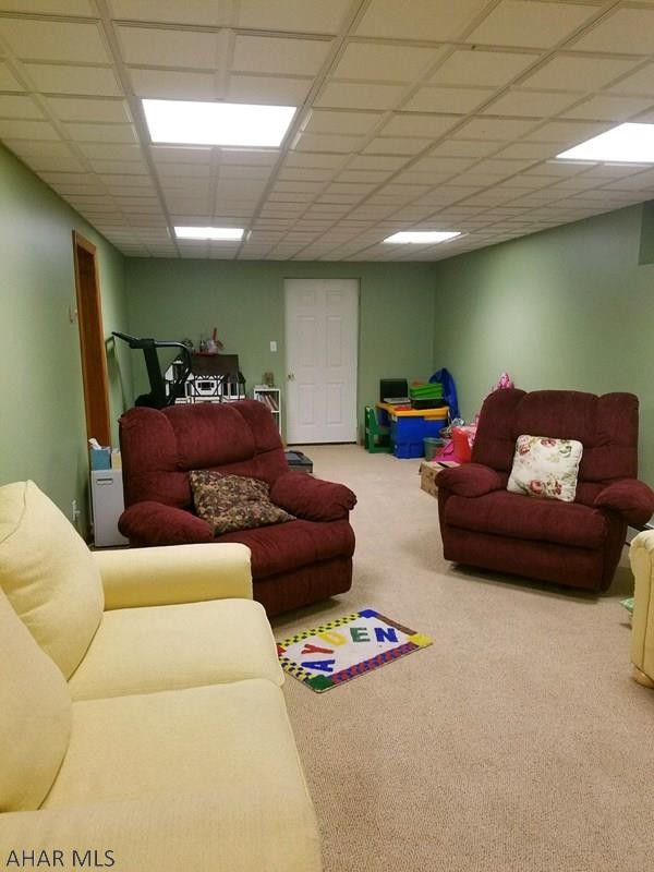 Crestwood - Residential