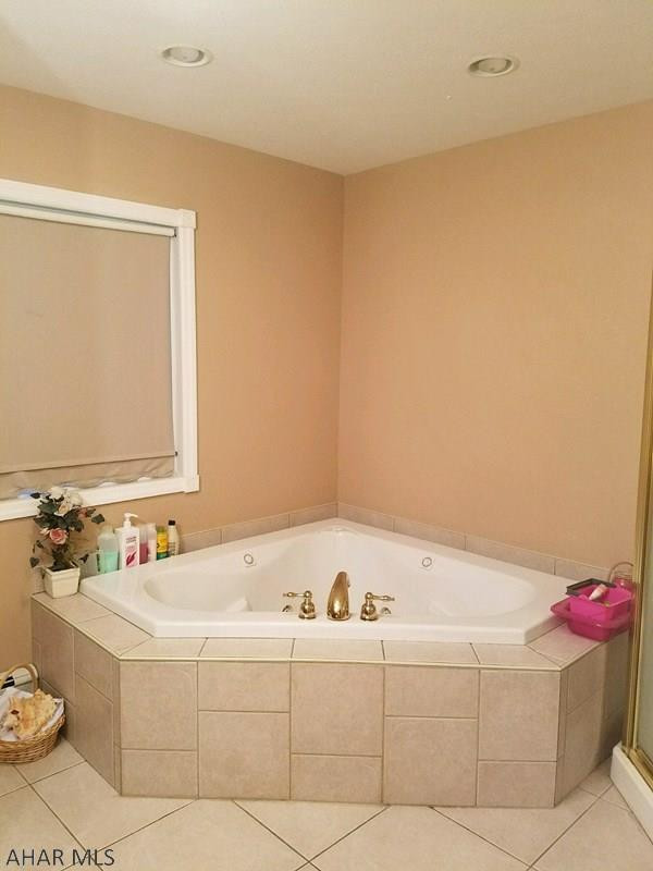 Crestwood - Residential