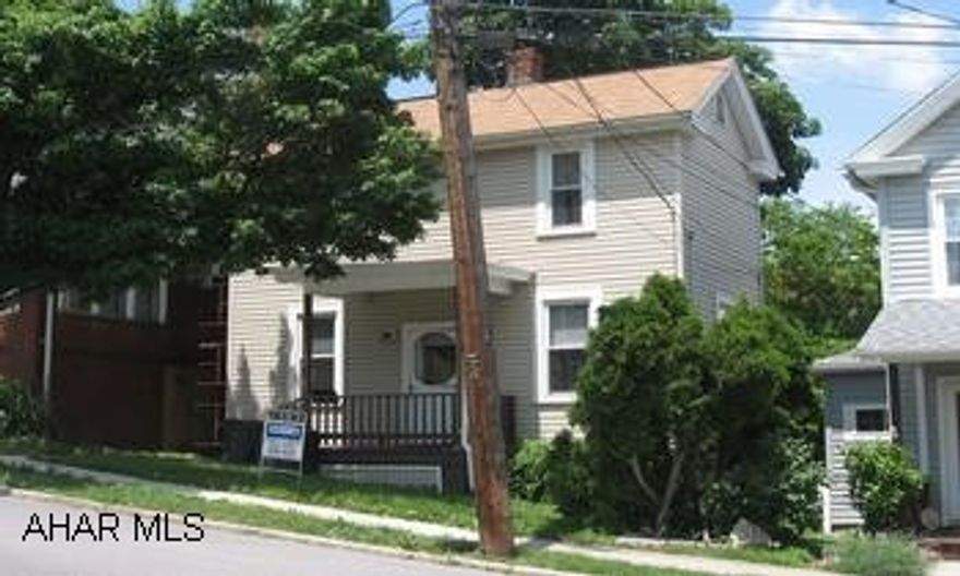 COZY 2 BEDROOM IN THE BOROUGH. VINYL SIDED, FENCED YARD. NEWER FURNACE.  CALL LORA 931-1018.