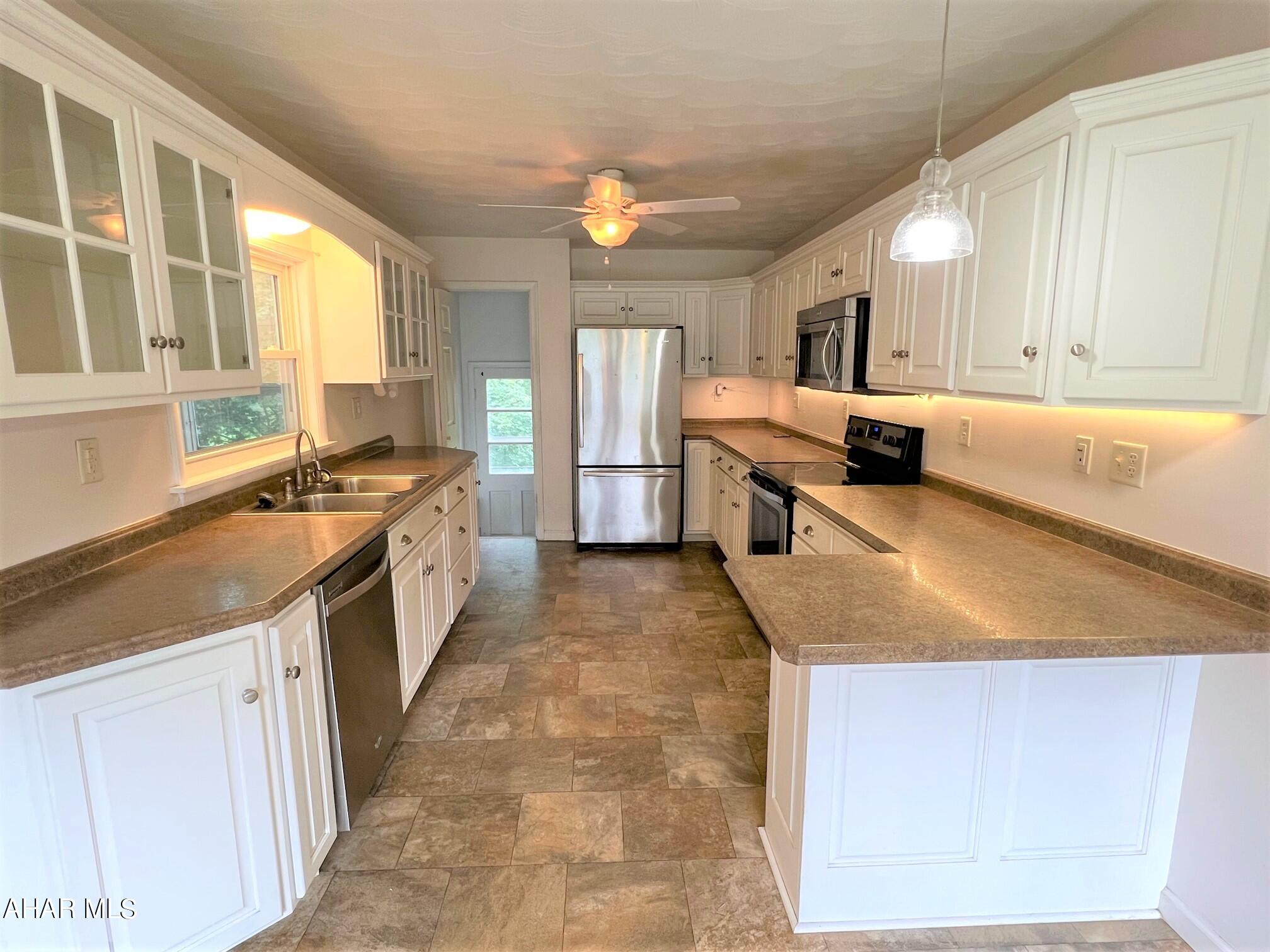 Meadowbrook Terrace - Residential