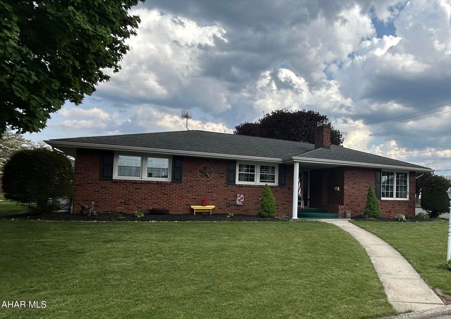 Well maintained 3 bedroom, 2 bath brick ranch in Martinsburg Borough. The home sits on a nice sized corner lot within walking distance to the park and coffee shops. The main floor has a nice sized living room and eat in kitchen. There is a nice enclosed breezeway attaching the 2 car garage to the home. Fenced rear yard with patio to enjoy. The seller recently updated heating and cooling system with a new electric heat pump. Sale is contingent on seller securing alternate housing.