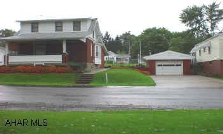 KITCHEN IN BASEMENT, KNOTTY-PINE FAMILY ROOM WITH GAS BURNER, STORAGE SHED, PATIO UNDER ROOF, MOVE-IN CONDITION. KITCHEN IN BASEMENT, KNOTTY-PINE FAMILY ROOM WITH GAS BURNER, STORAGE SHED, PATIO UNDER ROOF, MOVE-IN CONDITION.