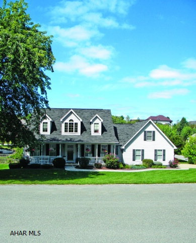 Holliday Heights - Residential