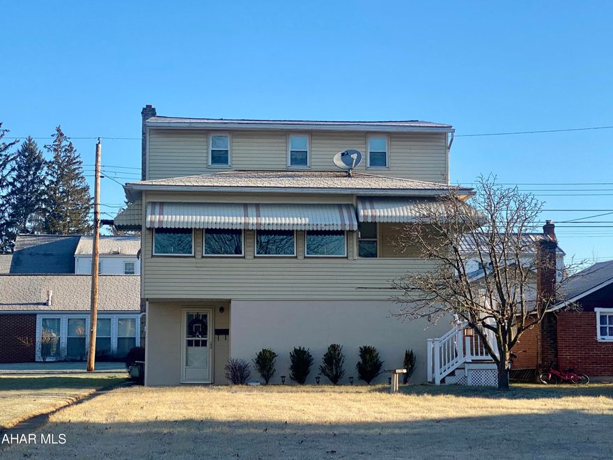 Located in the Hollidaysburg Borough this 3 bedroom 1 full bath home has endless potential.  The main living area features an open floor plan.  Relax in the sun room after a long day.