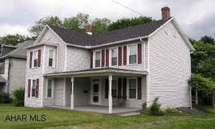 2 Story Frame/vinyl w/3BR, 2BA conpletely renovated inside and out with new roof, windows, vinyl siding and electrical system. Big eat-in kitchen, formal dining room, full unfinished basement, walnut staircase, completely drywalled, preferred oil hot water heat, highly energy efficient. Zoning - R-4