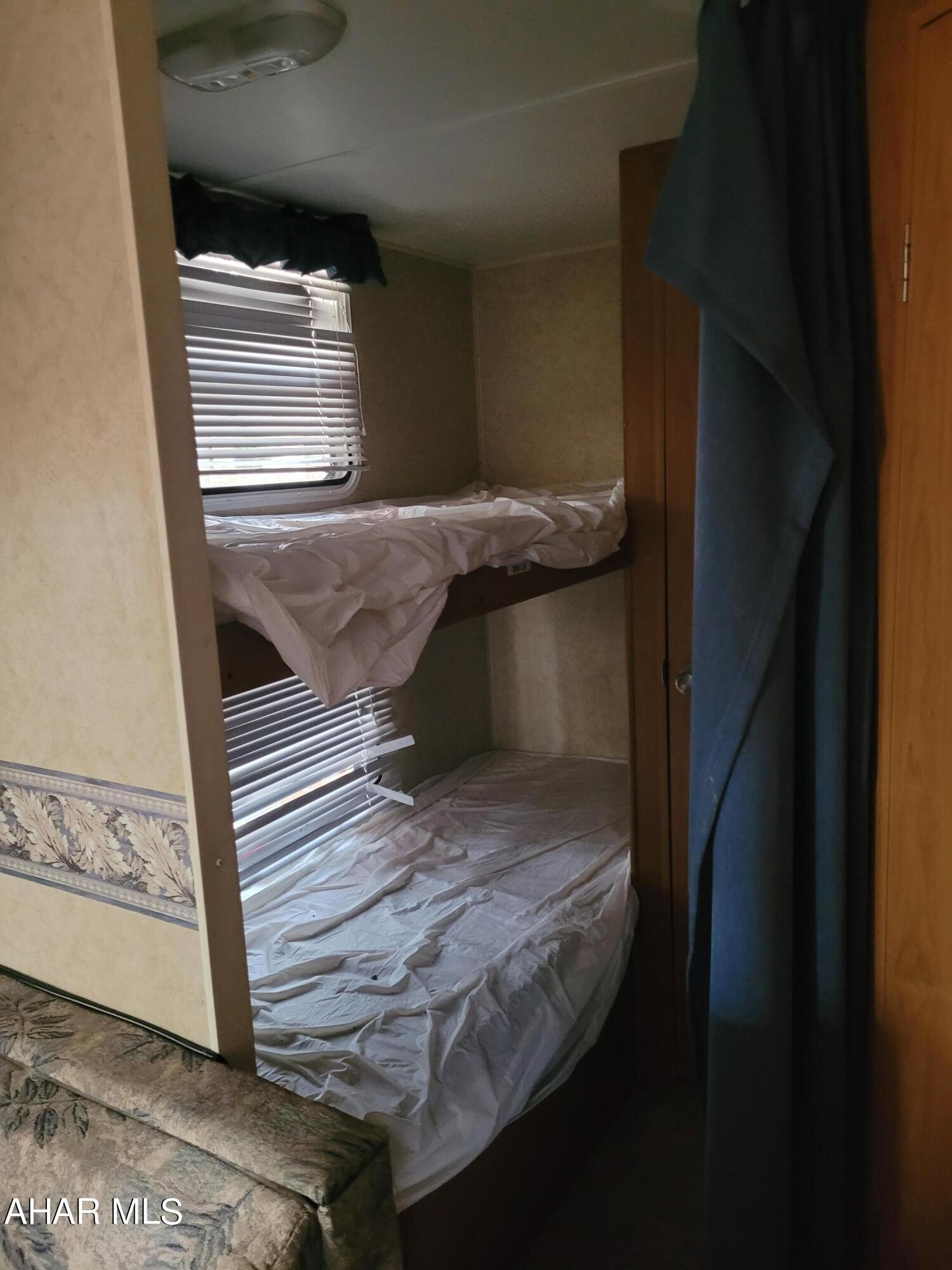 Glendale Yearound - Residential