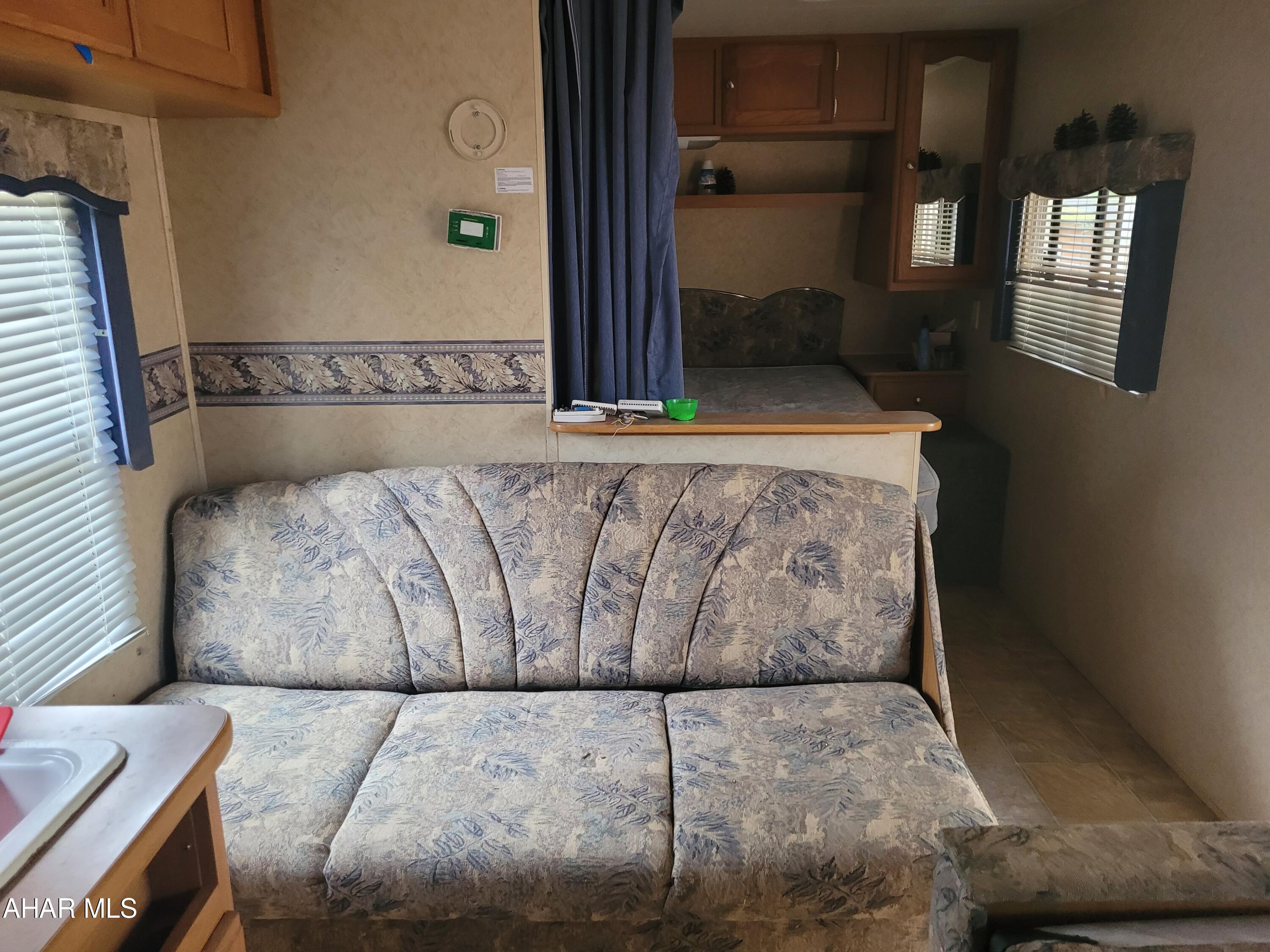 Glendale Yearound - Residential