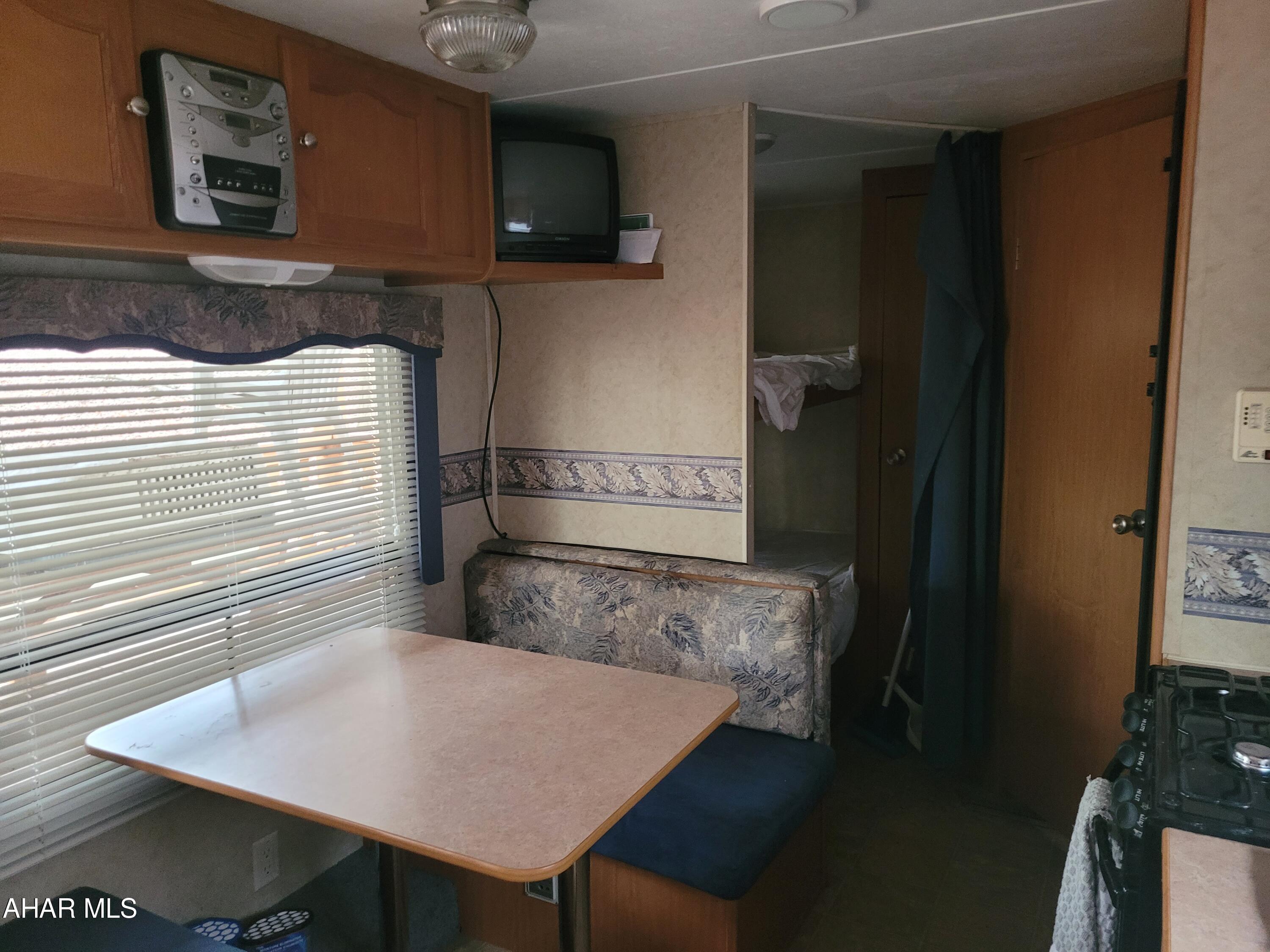 Glendale Yearound - Residential