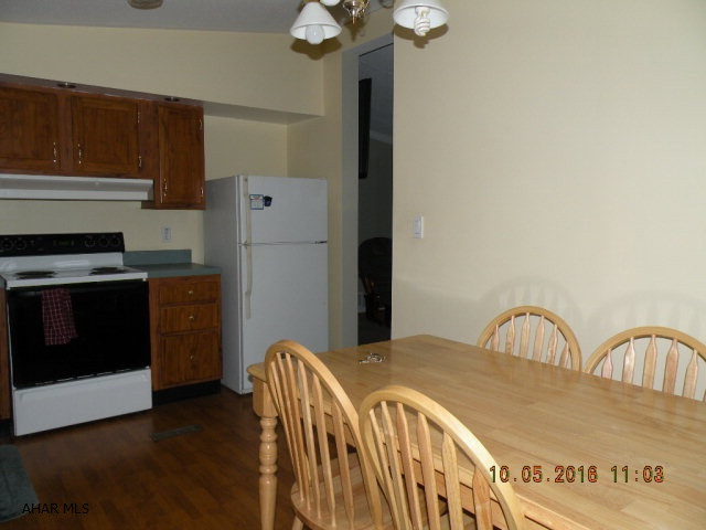 Glendale Yearound - Residential