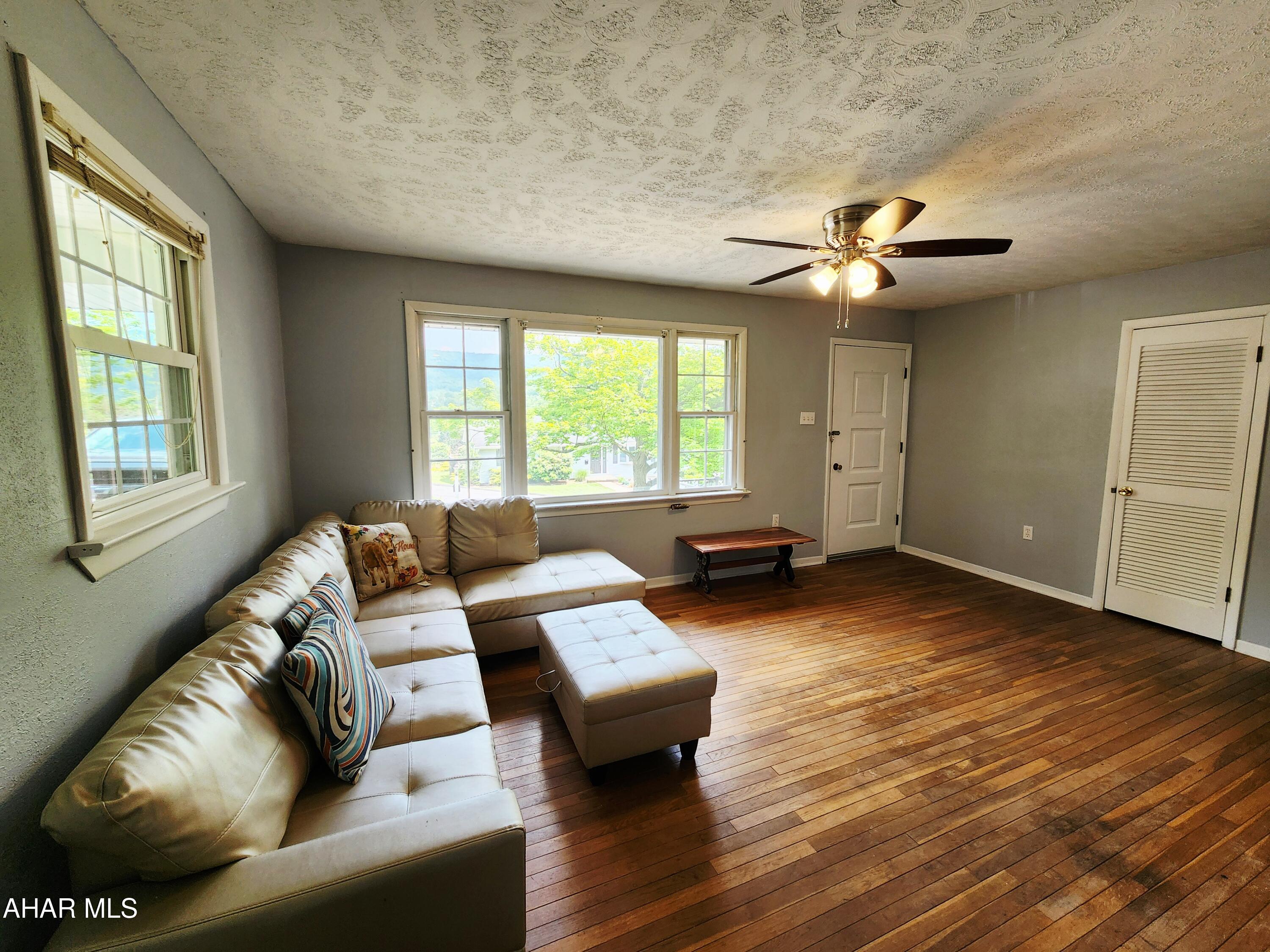 Barclay - Residential