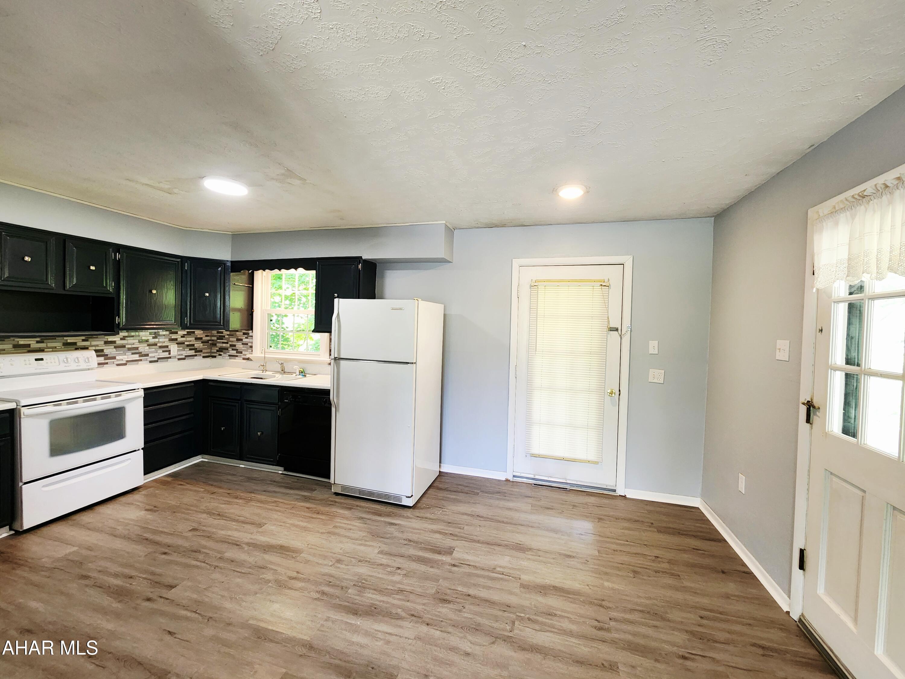 Barclay - Residential