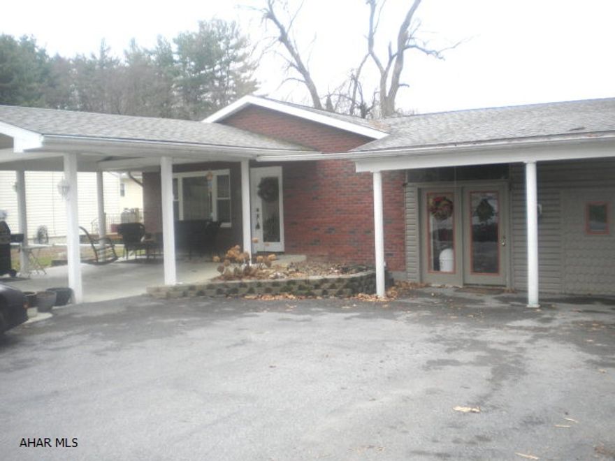 Over 2550 sq. ft., updates galore. Open living room/dining room, hardwood and ceramic flooring, ceiling fans, finished basement, huge family room, 2nd kitchen, in-law potential. Enjoy in ground pool, sauna, jacuzzi, & firepit. Newer roof & furnace, all new windows keep you cozy all winter long.