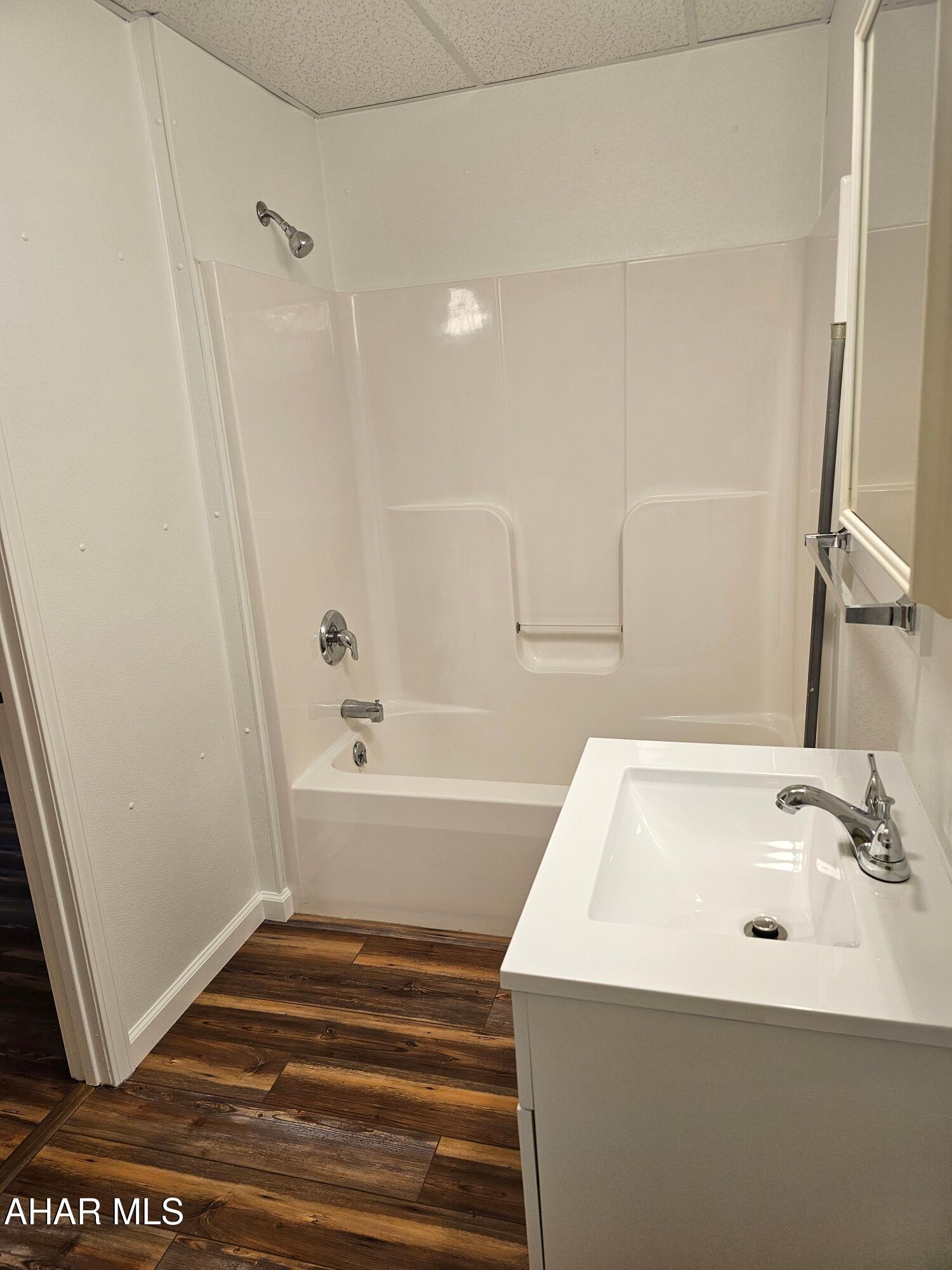 Juniata - Residential Income