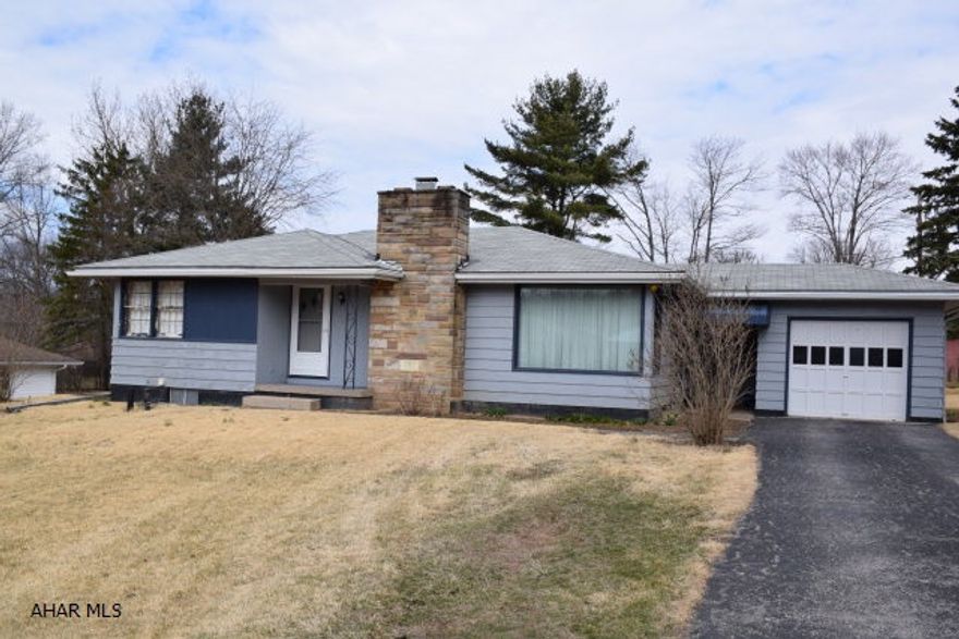 2 bedroom 1 bath fixer upper in Sylvan Hills.  So much potential!!  Hardwood floors, fireplace in living room, huge lot, great location.  One car garage with breezeway.  Cement patio.