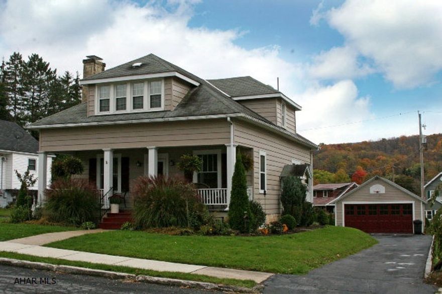 Updated bungalow with plenty of storage, hardwood floors, 3 BR, 2 BA, den and finished basement. Historic charm w/ updated kitchen and baths. Close to town and school. Don't miss this one!