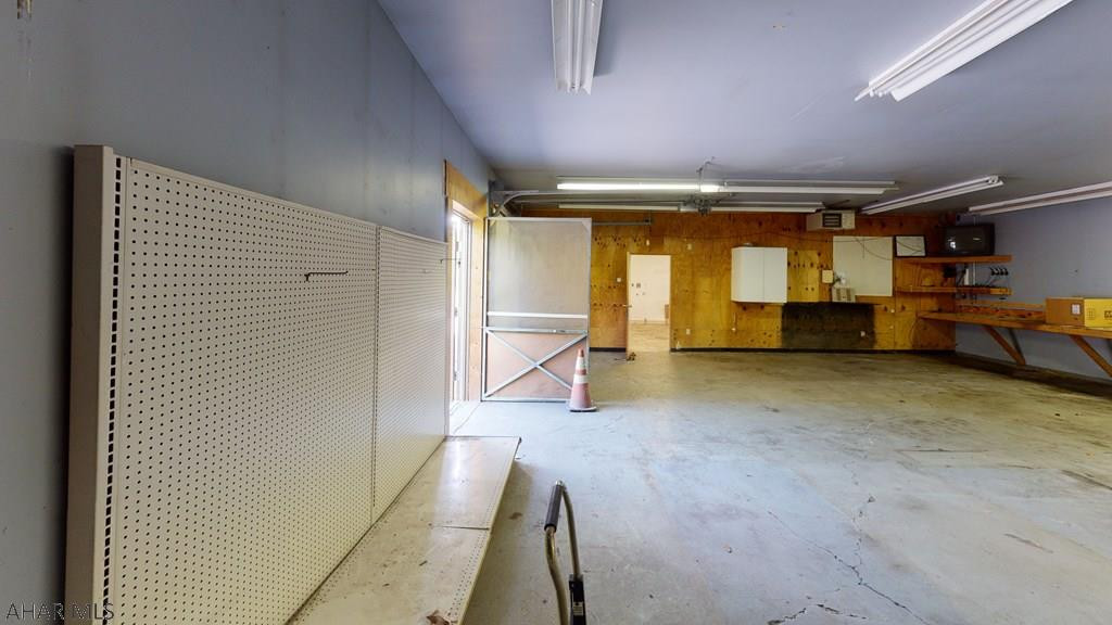 Eldorado - Commercial Sale