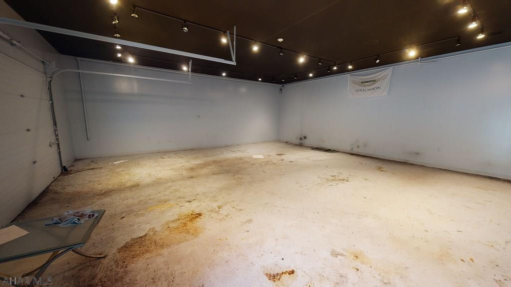 Eldorado - Commercial Sale