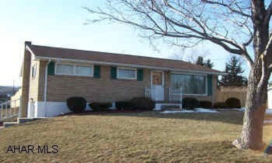 NICE 1 STORY WITH NEW KITCHEN (DOUBLE OVENS), HARDWOOD FLOORS, NEW BATH, 3/4 BATH IN BASEMENT, BASEMENT IS FINISHED, LOTS OF STORAGE IN GARAGE.