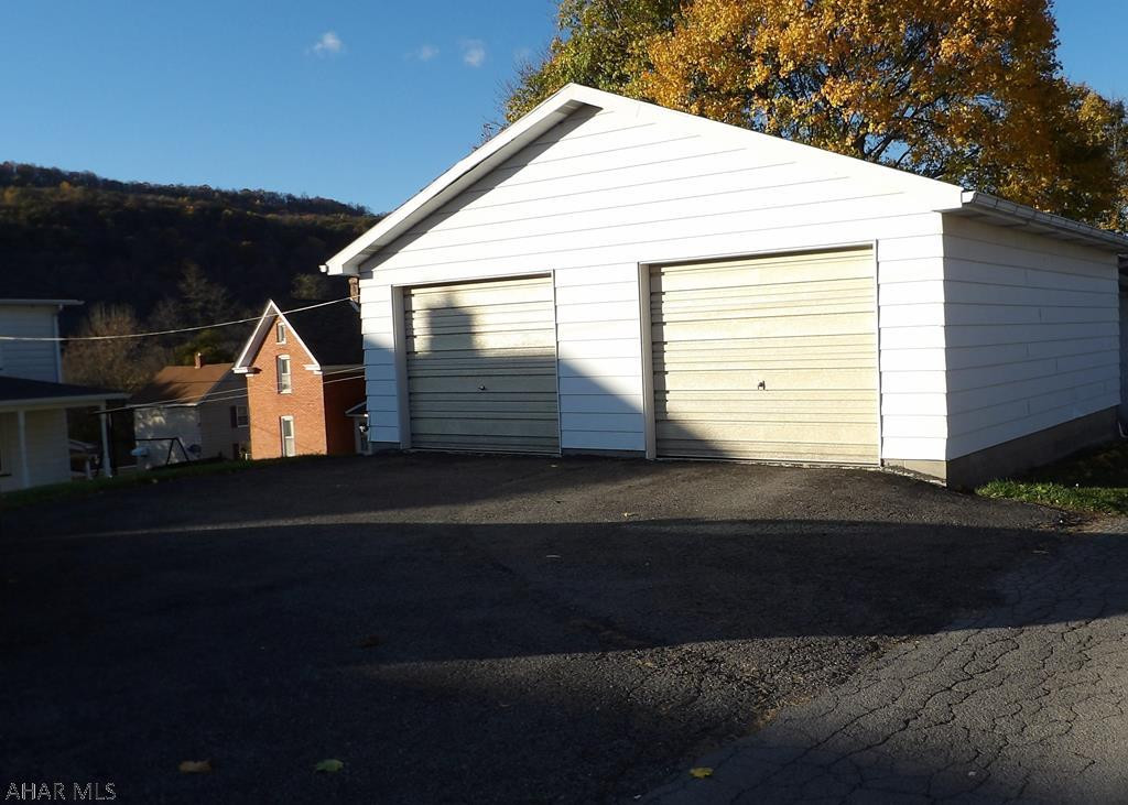 Unknown - Residential