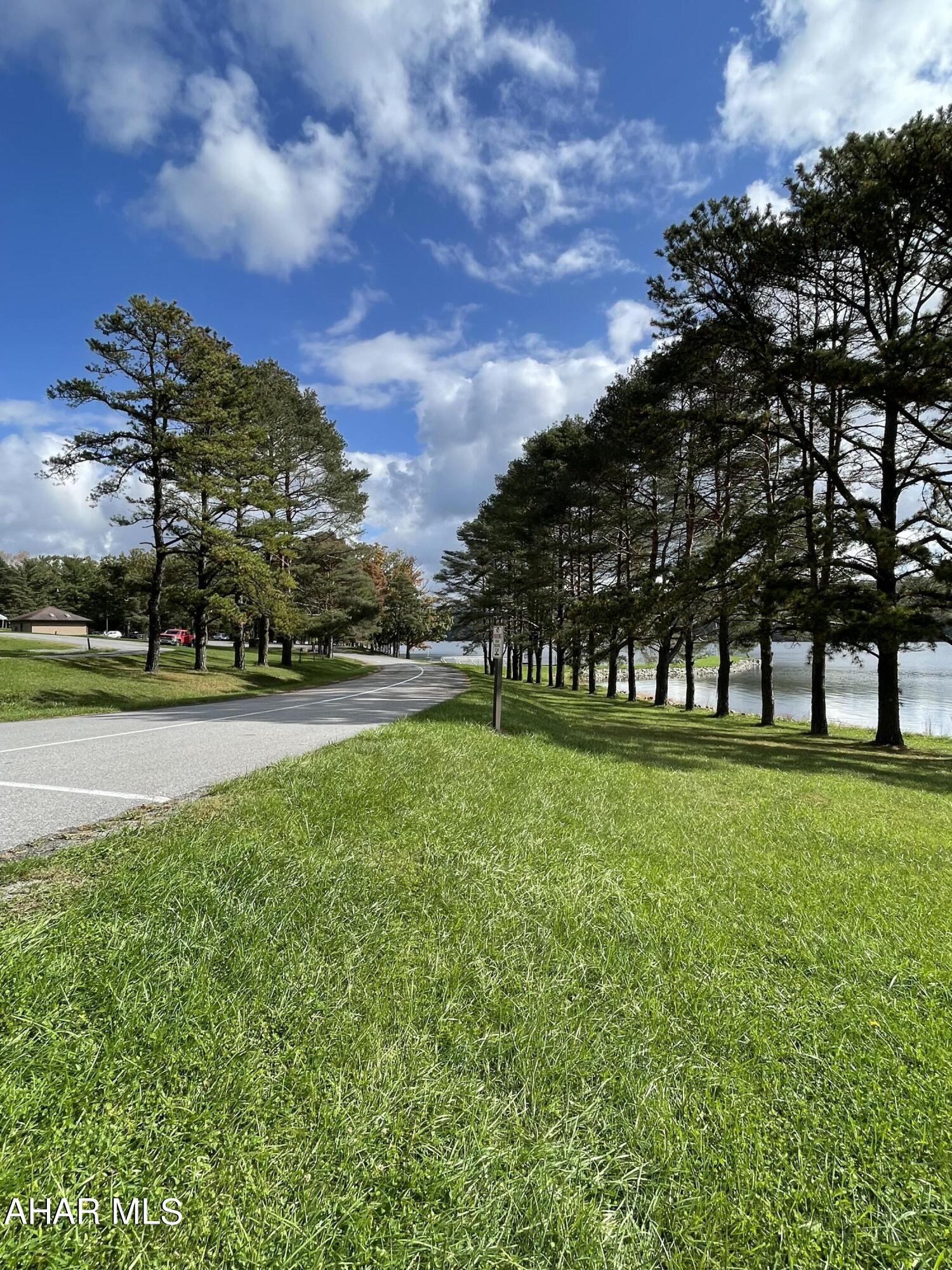 Glendale Yearound - Residential