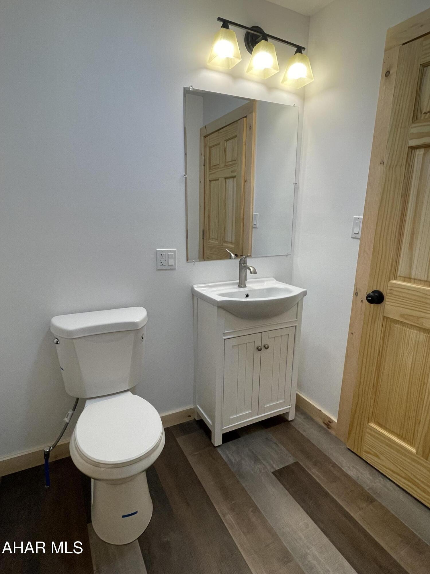 Glendale Yearound - Residential