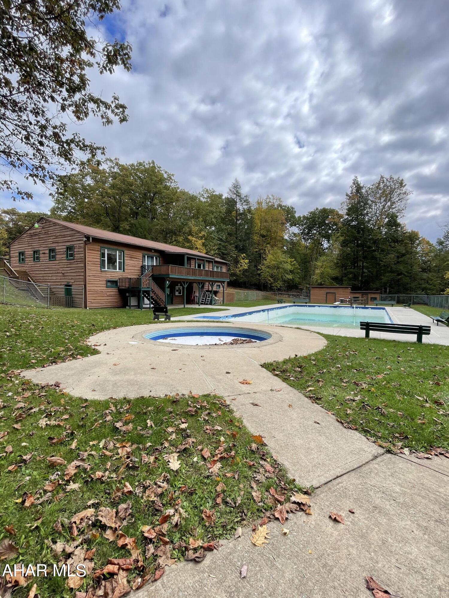 Glendale Yearound - Residential