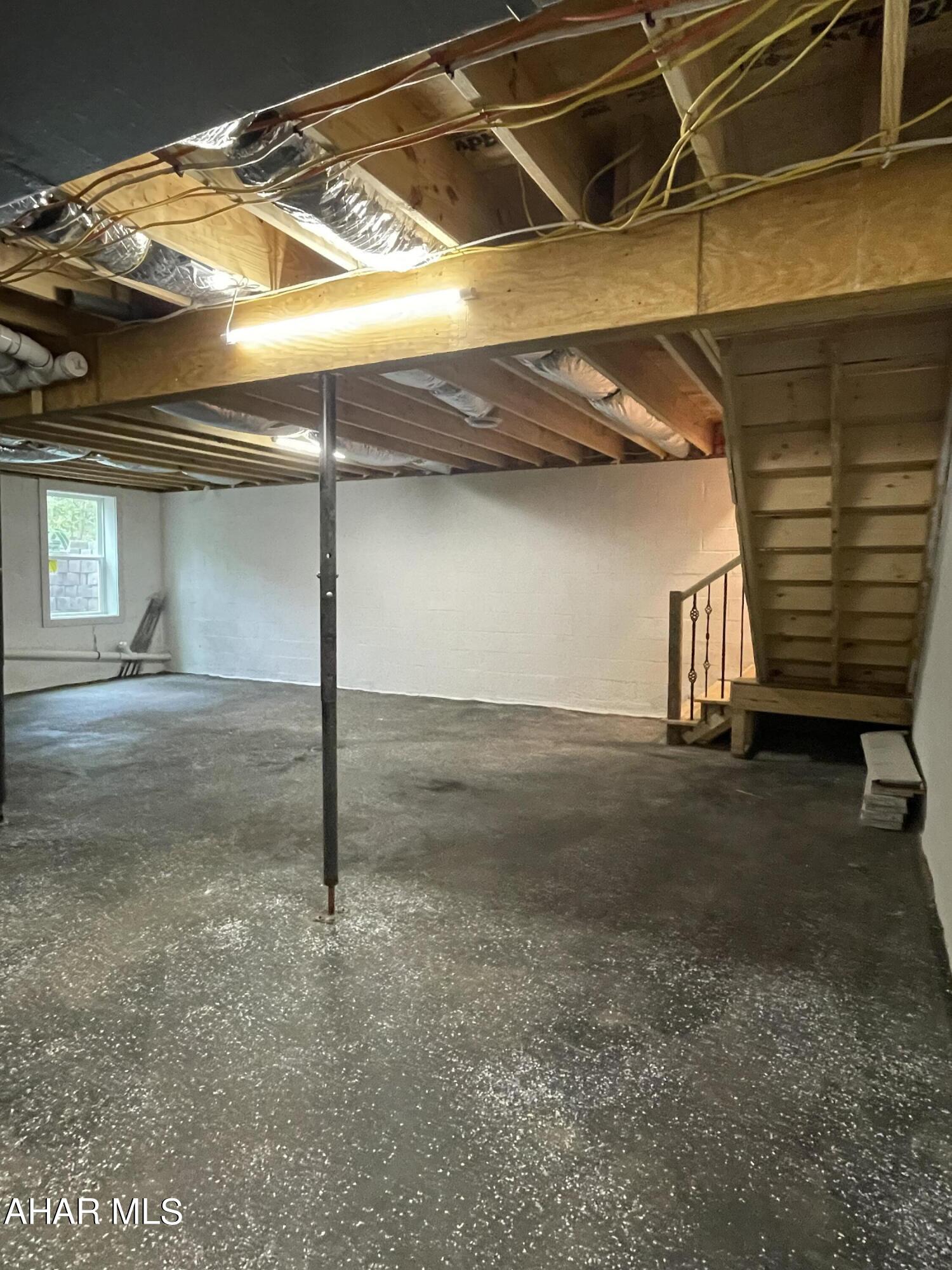 Glendale Yearound - Residential