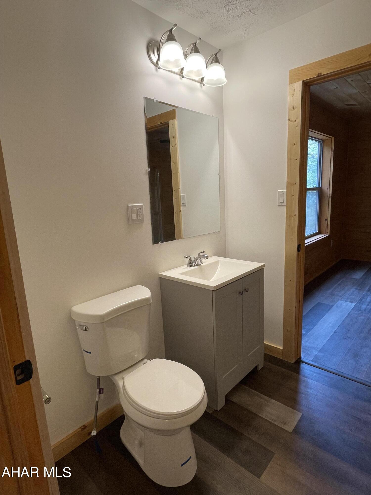 Glendale Yearound - Residential