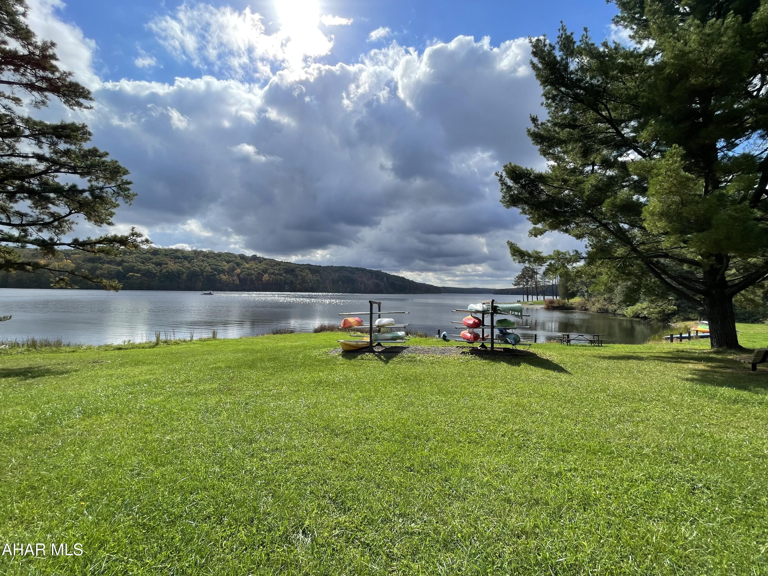 Glendale Yearound - Residential