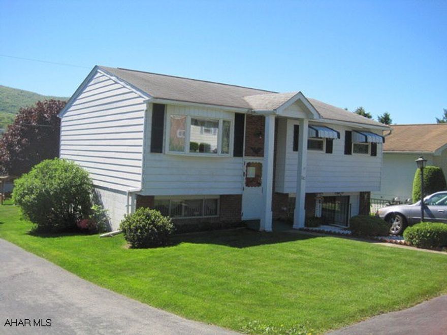 Pleasant Valley Bi-Level-Immaculate 3 Bedroom with 1.5 Bathroom.  Private rear yard.  This sales features two kitchens with all appliances included.  Pride of ownership abounds.