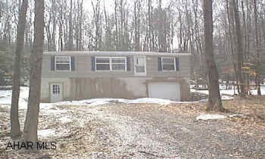 New doublewide on full foundation w/ garage on 1/2 acre deeded lot. Gated community- call listing agent New doublewide on full foundation w/ garage on 1/2 acre deeded lot. Gated community- call listing agent