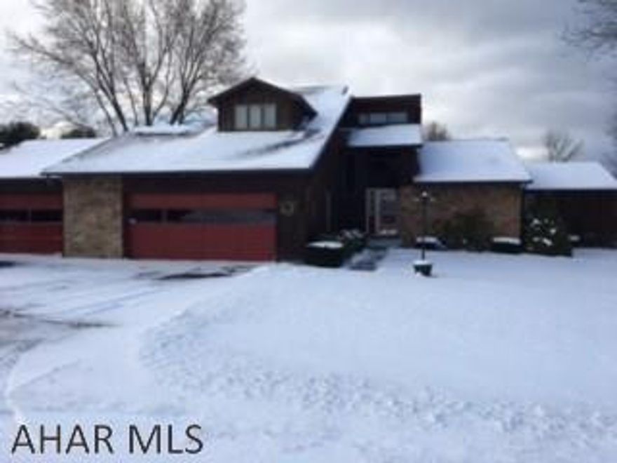 Contemporary Cedar on 1/2 acre, eat-in kitchen, new granite counter tops, island, new kitchen flooring, 1st floor master with master suite bath, sunken family room off main living room. Cathedral ceilings, skylights, spacious rear deck with new above ground pool, 3 car garage and quite cul-de-sac location