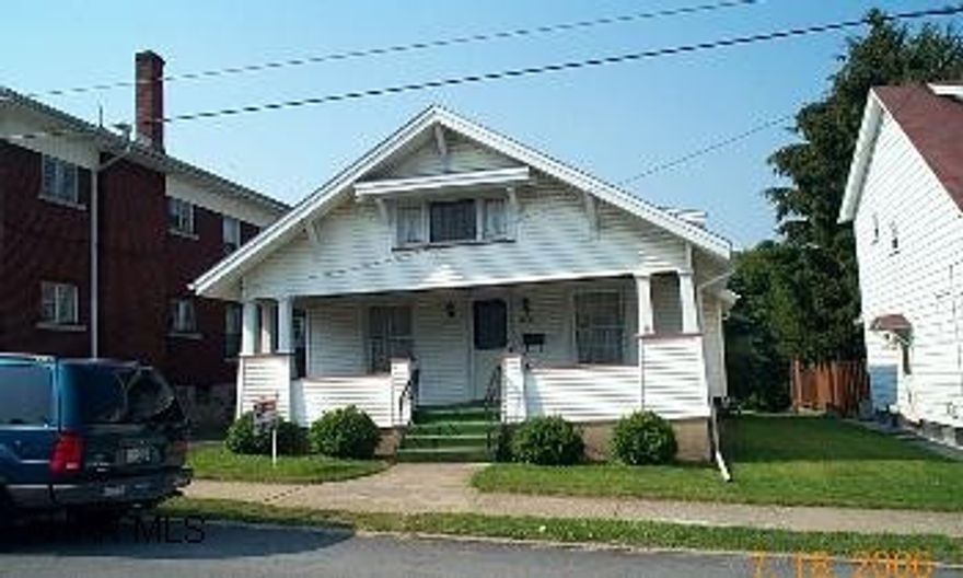 Cute 2 Bedroom with good mechanics