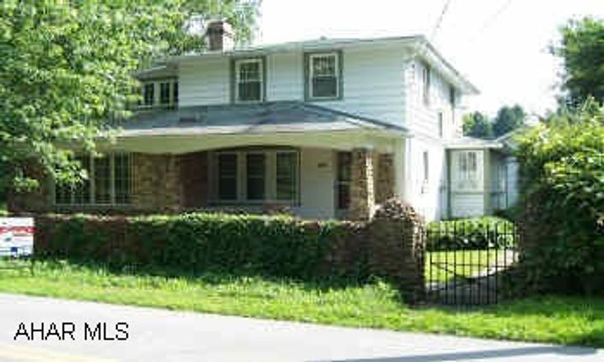 Adorable 4 Bd, 2 story with lots of character.  Brand new huge bath w/ jacuzzi on first floor.  Logan township.  No showings until April 1. Adorable 4 Bd, 2 story with lots of character.  Brand new huge bath w/ jacuzzi on first floor.  Logan township.  No showings until April 1.