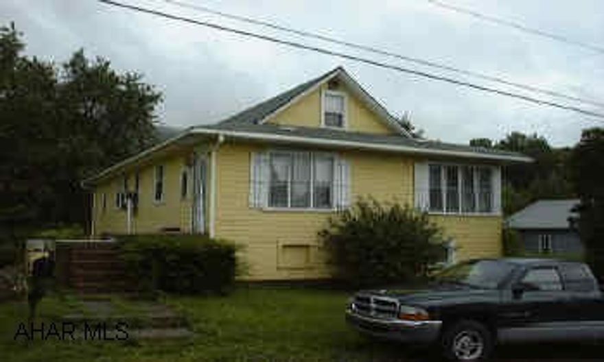 Needs TLC. Great Location!