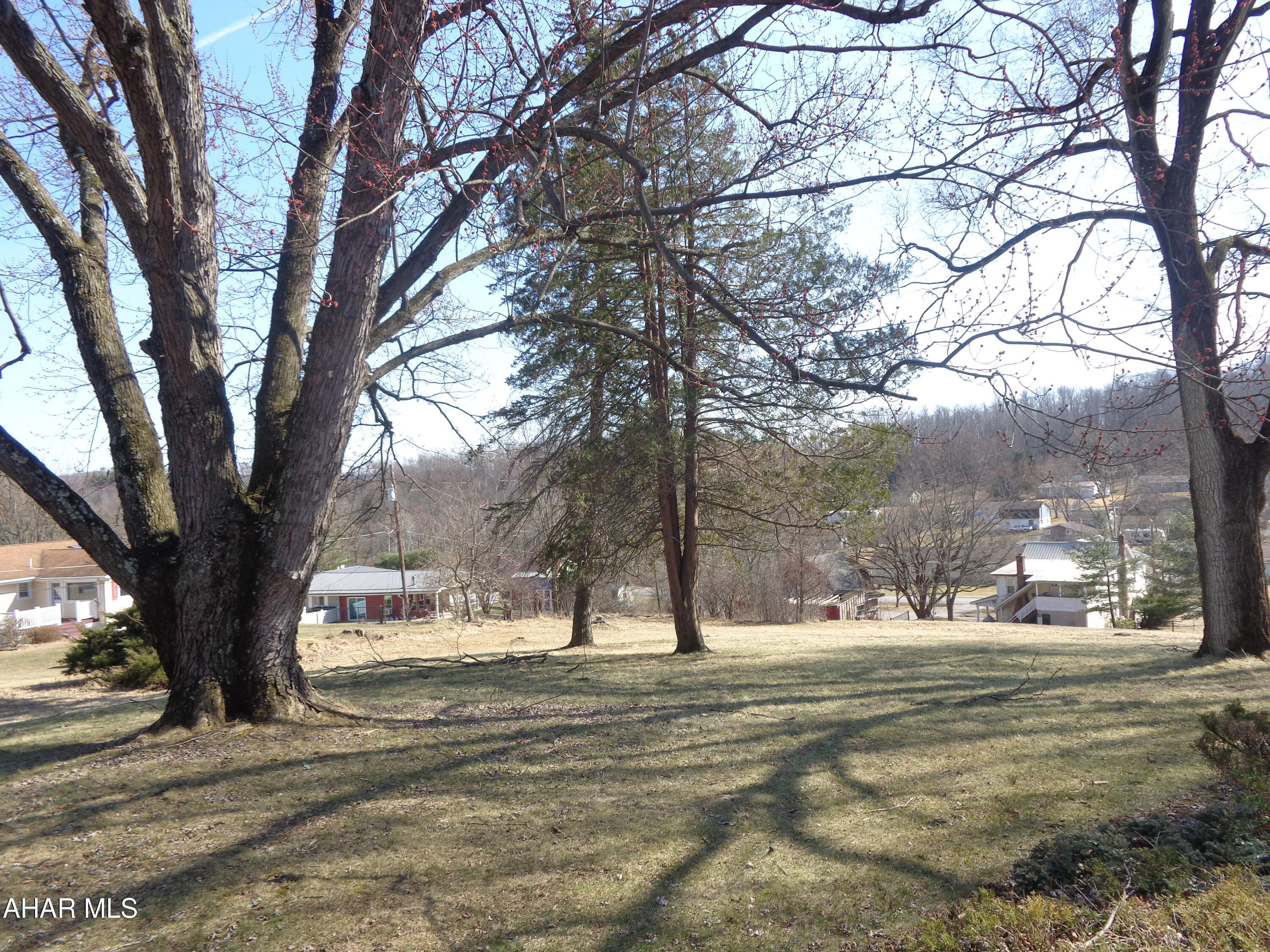 Maple Hollow - Residential