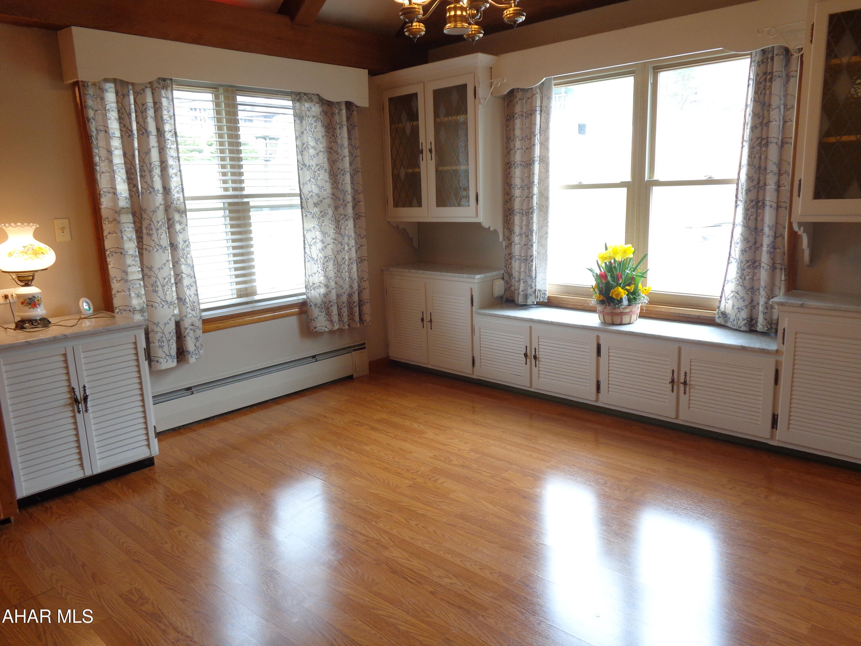 Maple Hollow - Residential