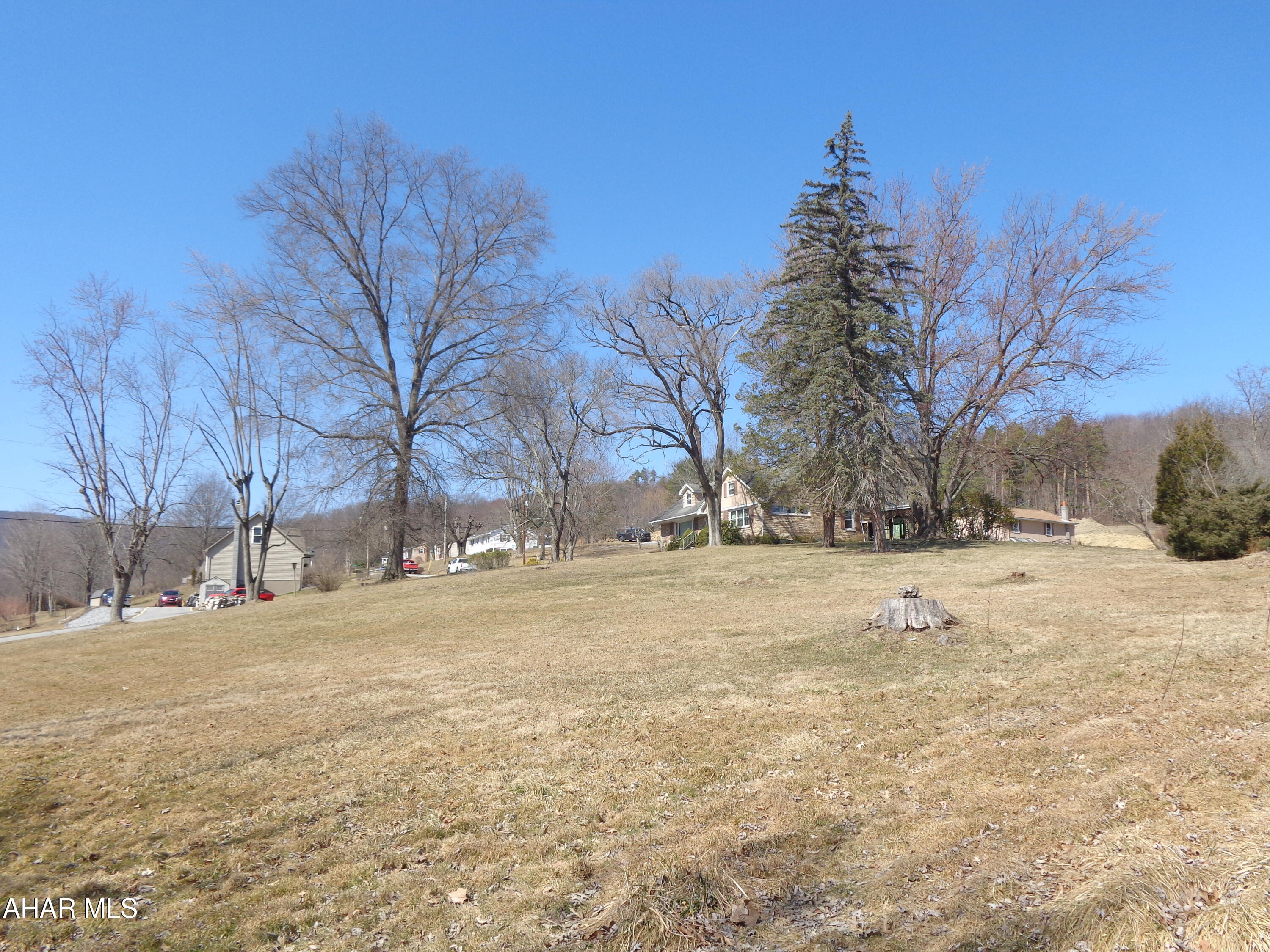 Maple Hollow - Residential