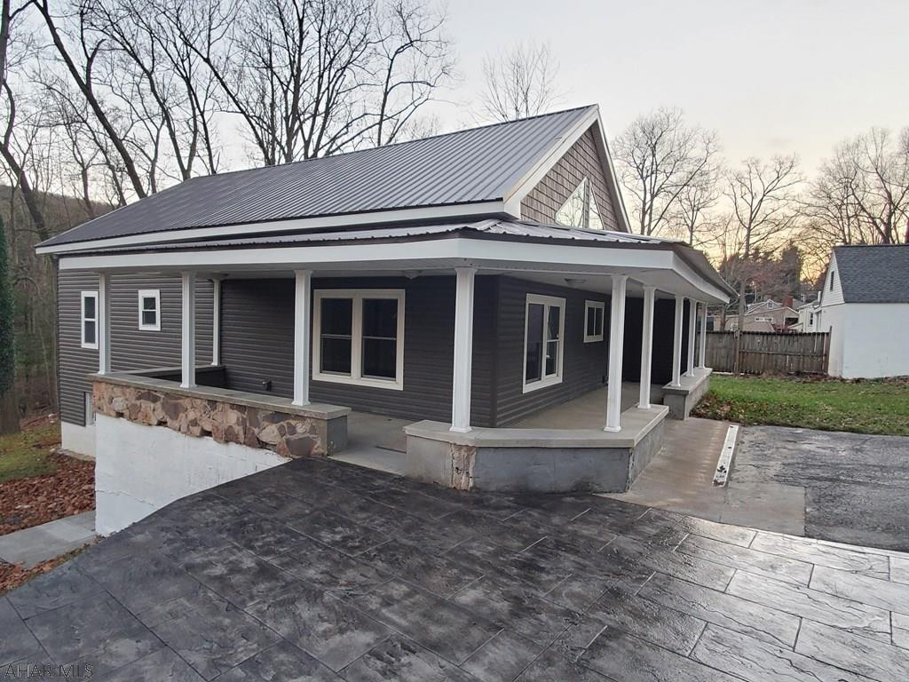 Sinking Valley - Residential