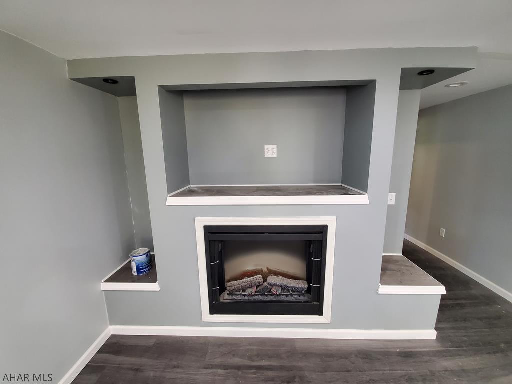 Sinking Valley - Residential