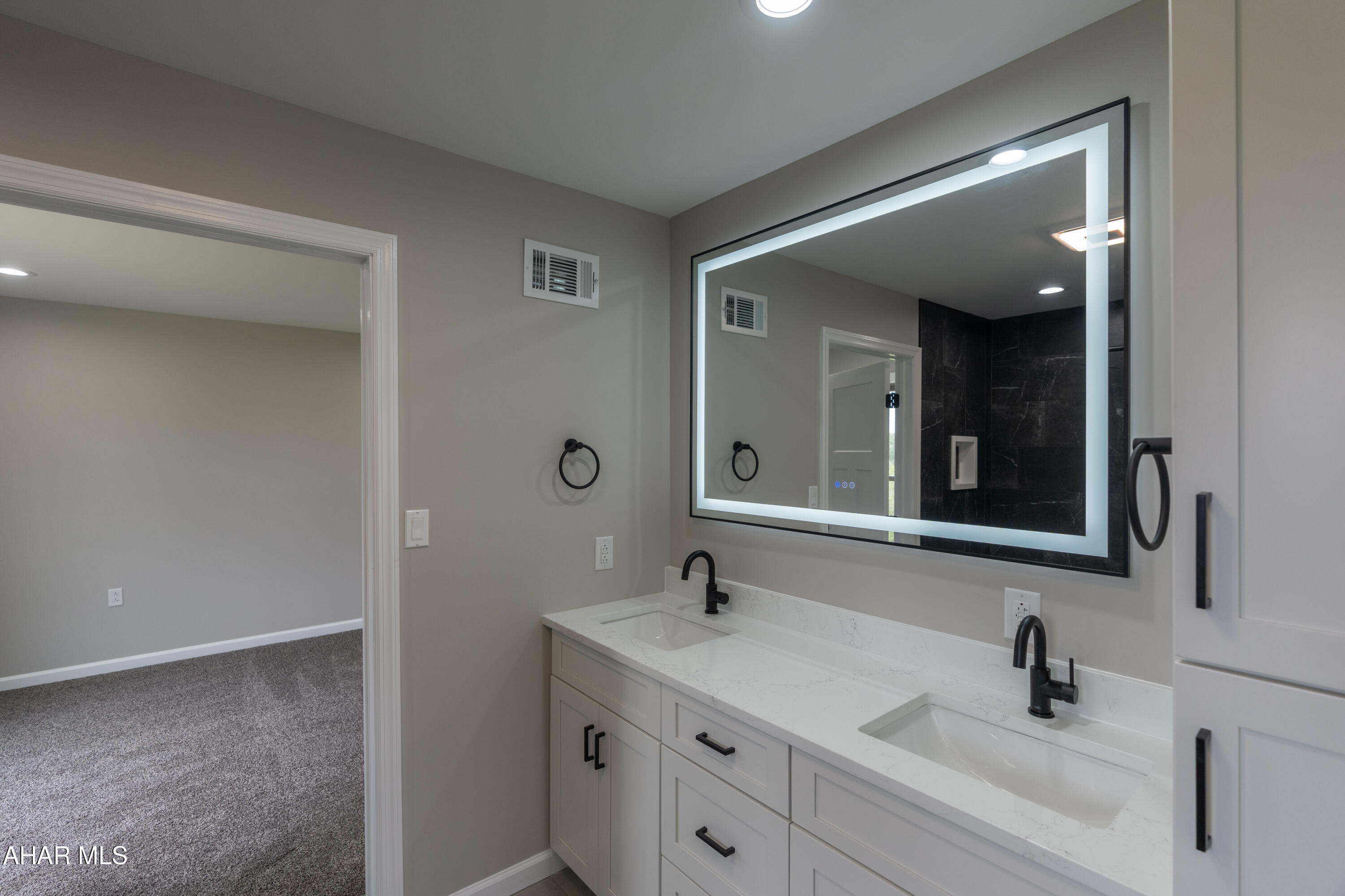 Fox Hollow - Residential