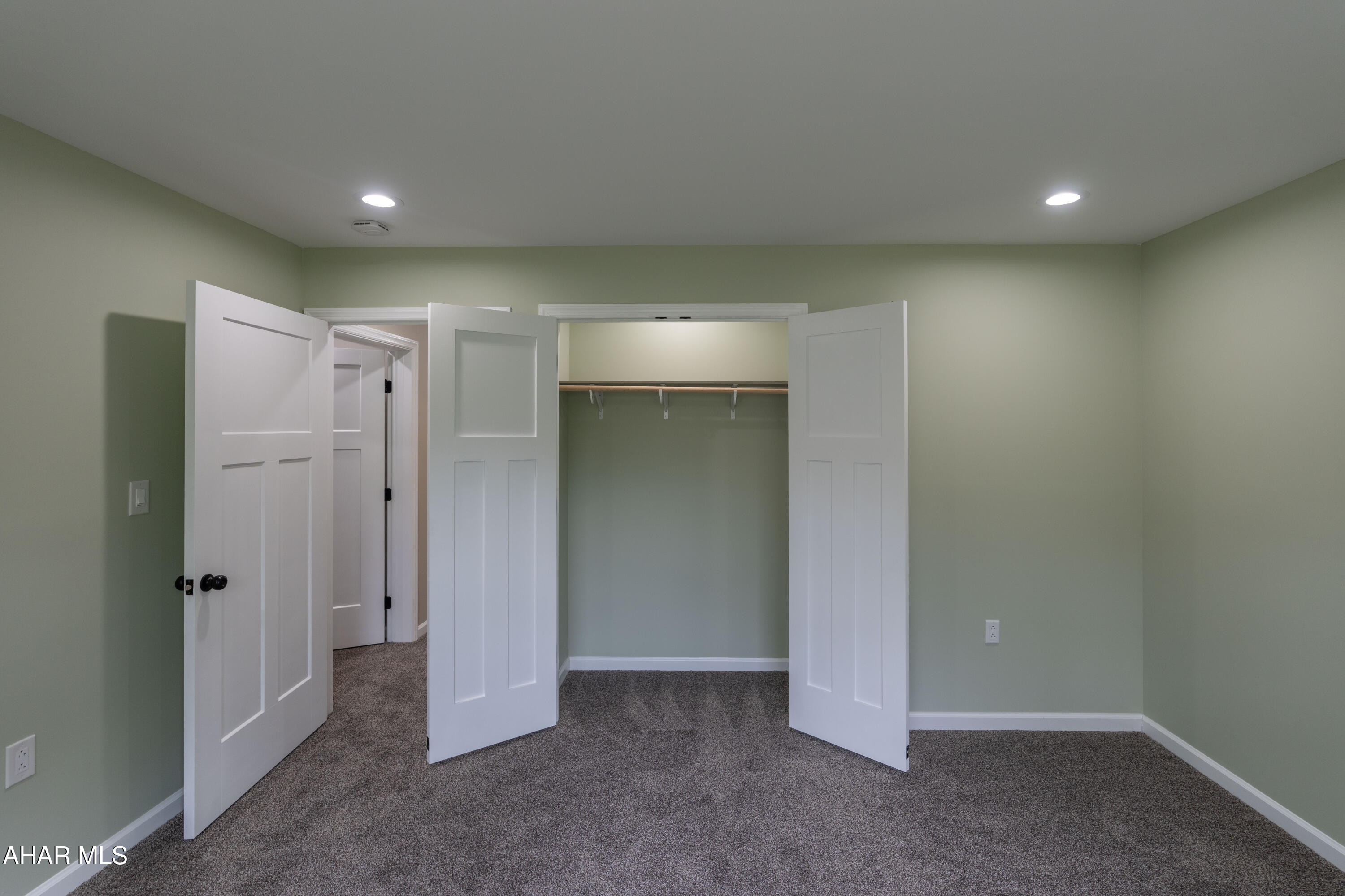 Fox Hollow - Residential