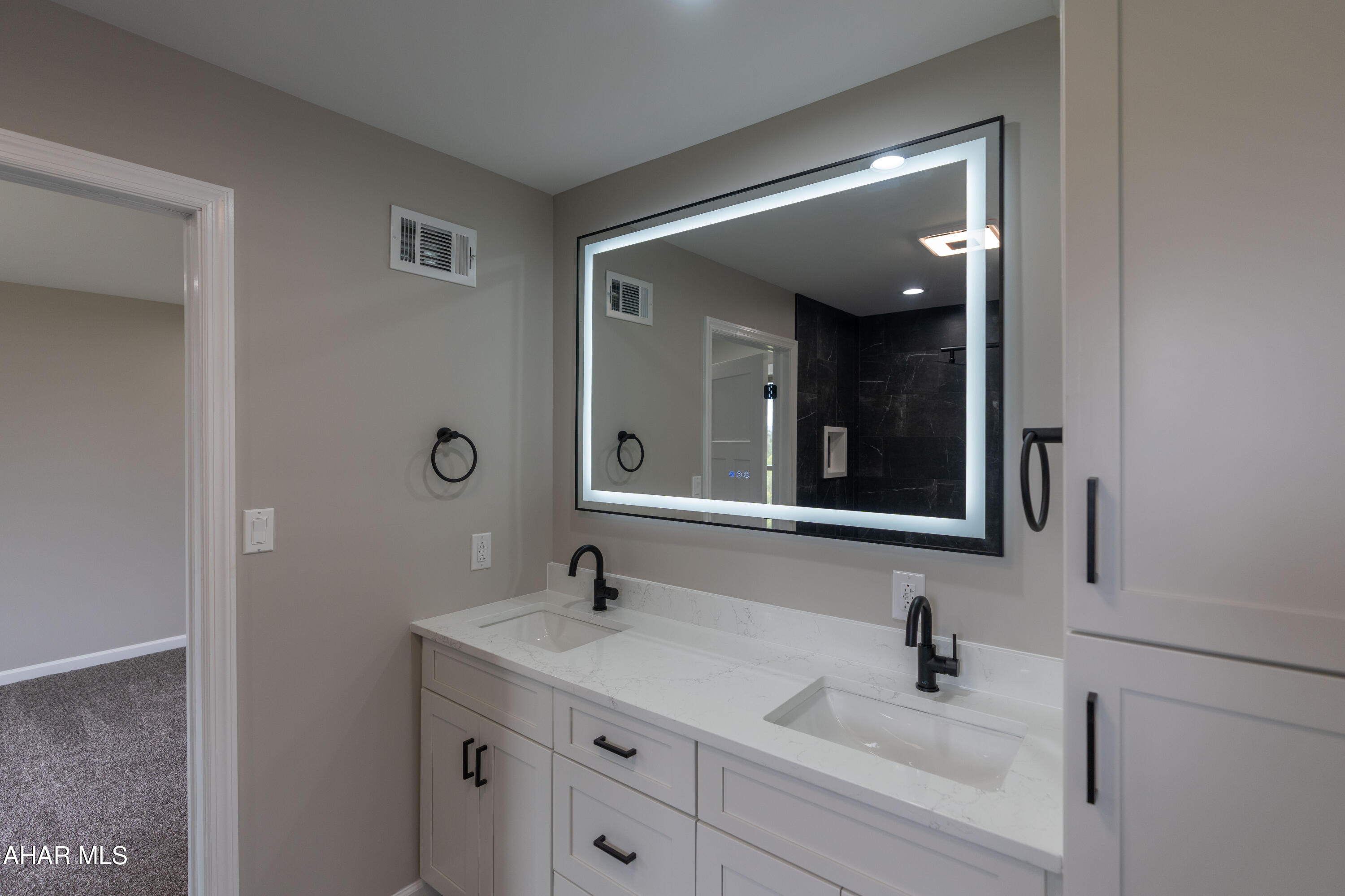 Fox Hollow - Residential